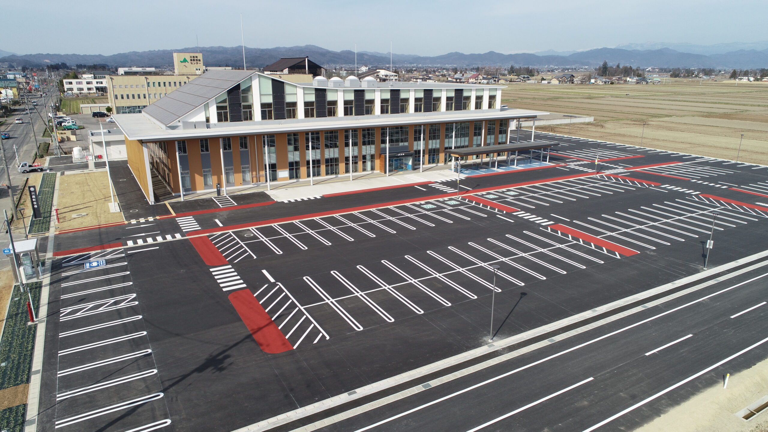 川西町新庁舎様 外壁工事